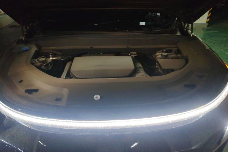 Used Li Auto L8 2024 Max Engine Bay