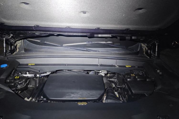Used Li Auto L8 2024 Max Engine Bay