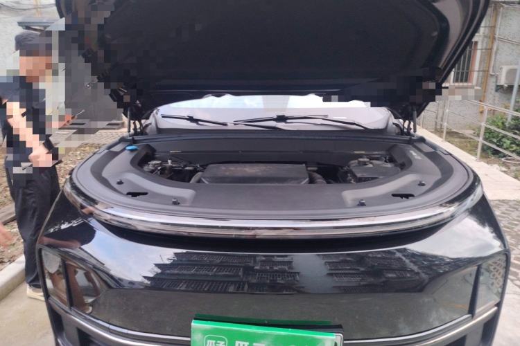 Used Li Auto L8 2024 Ultra Model Engine Bay