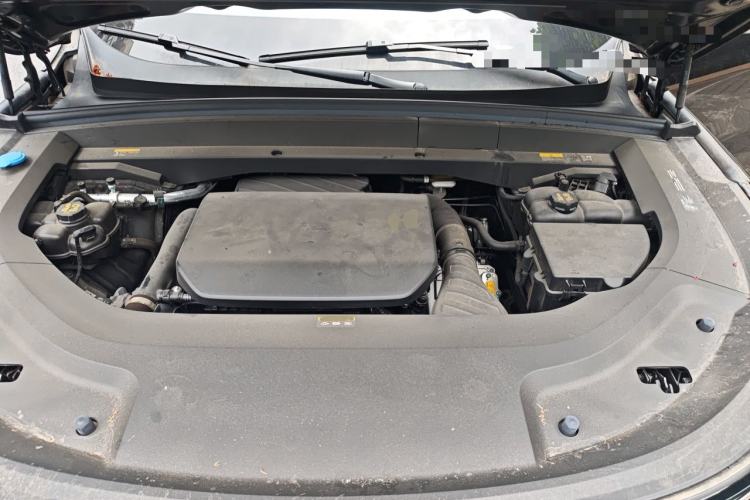 Used Li Auto L8 2024 Max Engine Bay