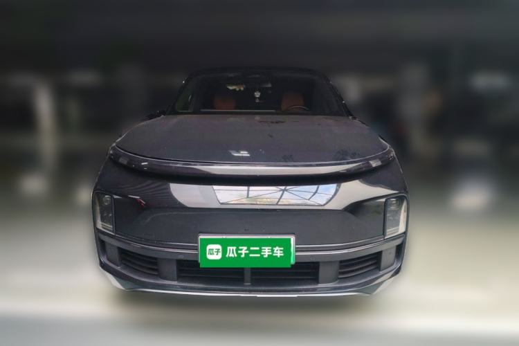 Used Li Auto L8 2024 Pro Model Exterior 1