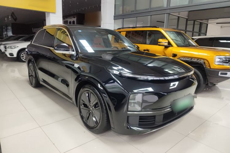 Used Li Auto L8 2024 Pro Model Exterior 1