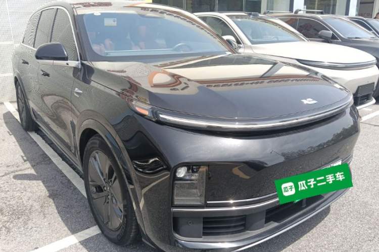 Used Li Auto L8 2024 Pro Model Exterior 1