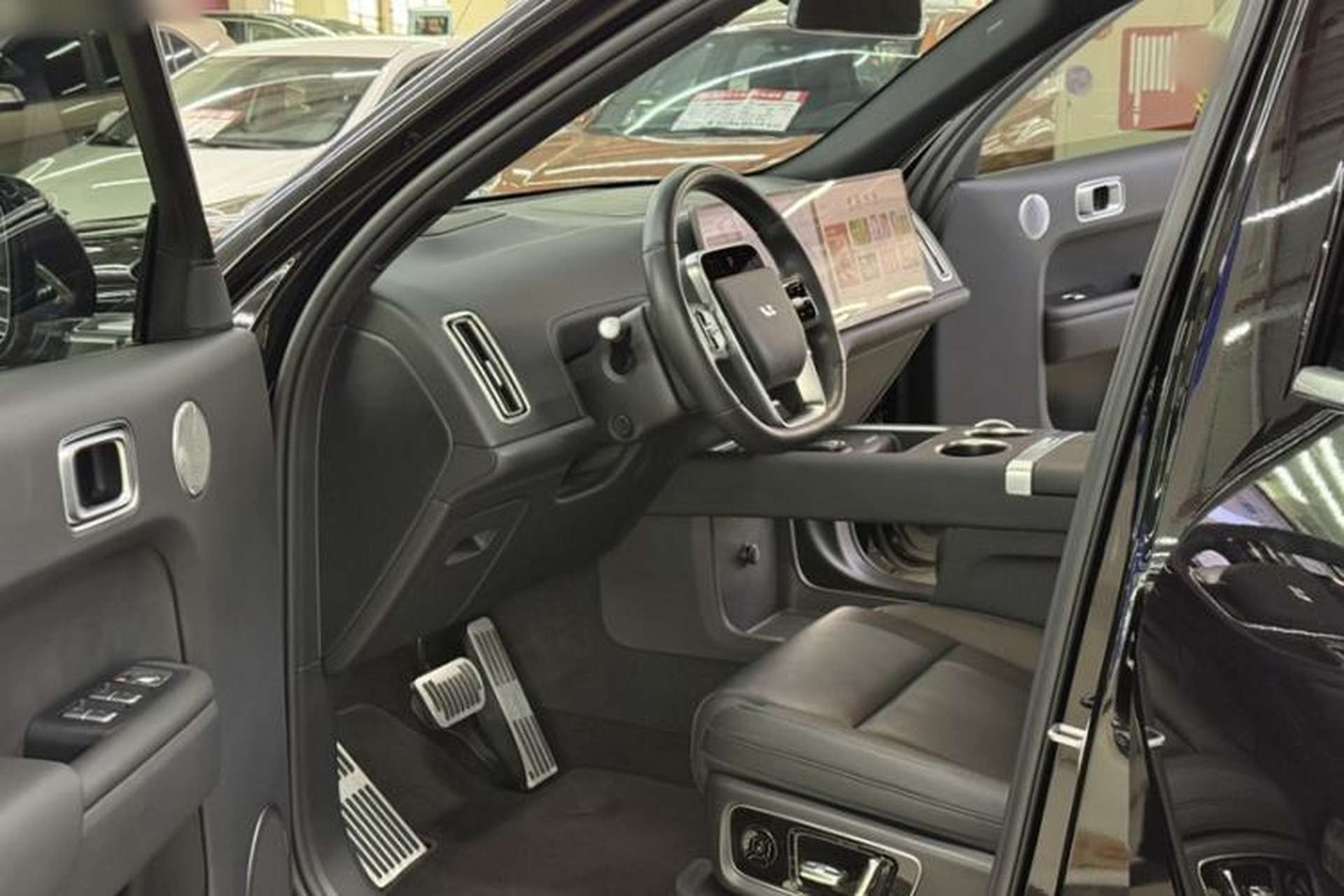 Used Li Auto L8 2024 Ultra Model Exterior 11