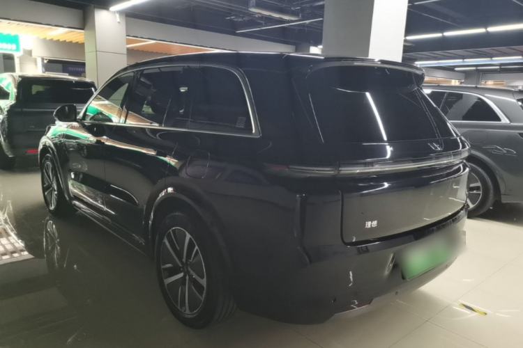 Used Li Auto L8 2024 Max Exterior 2