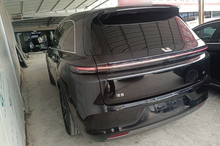 Used Li Auto L8 2024 Pro Model Exterior 2