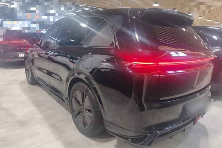 Used Li Auto L8 2024 Pro Model Exterior 2