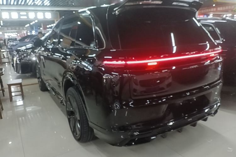 Used Li Auto L8 2024 Pro Model Exterior 2