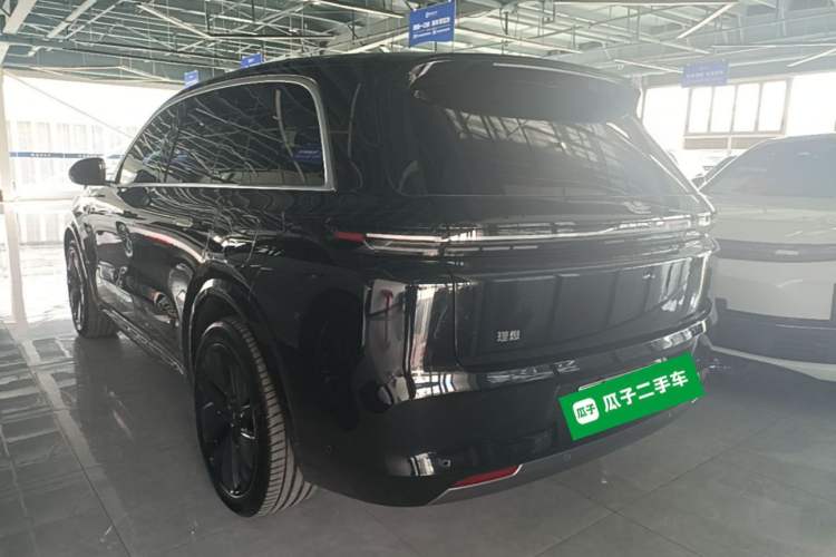 Used Li Auto L8 2024 Pro Model Exterior 2