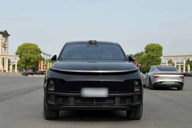 Used Li Auto L8 2024 Max Exterior 2