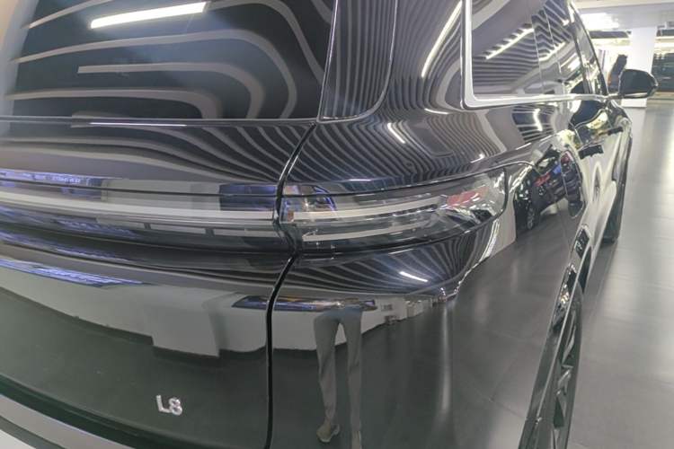 Used Li Auto L8 2024 Pro Model Exterior 3