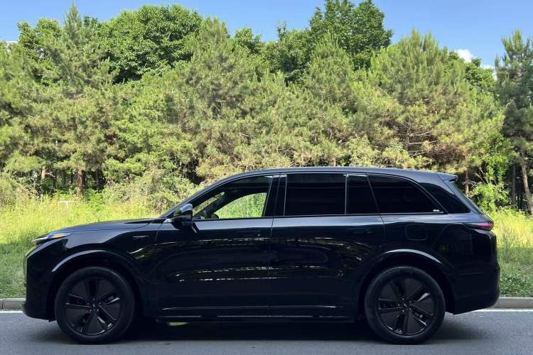 Used Li Auto L8 2024 Pro Model Exterior 3