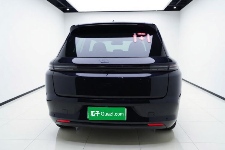 Used Li Auto L8 2024 Pro Model Exterior 4