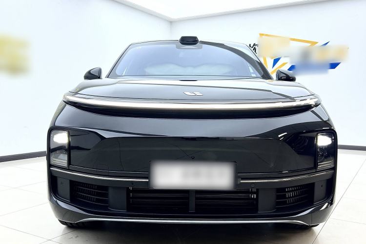 Used Li Auto L8 2024 Max Exterior 4
