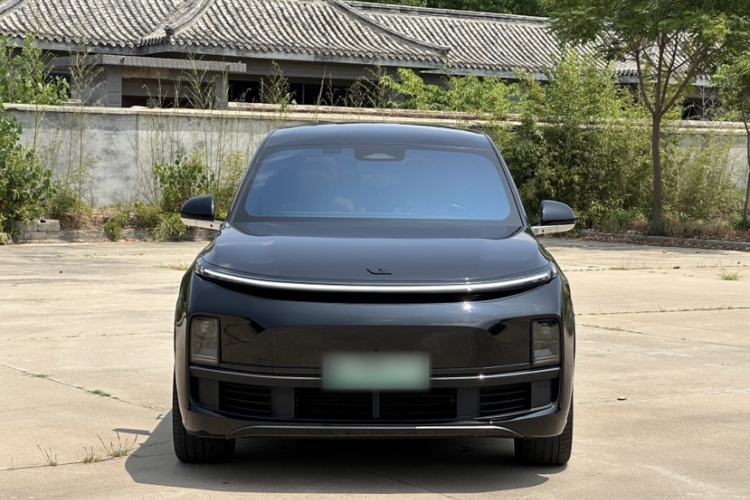 Used Li Auto L8 2024 Pro Model Exterior 4