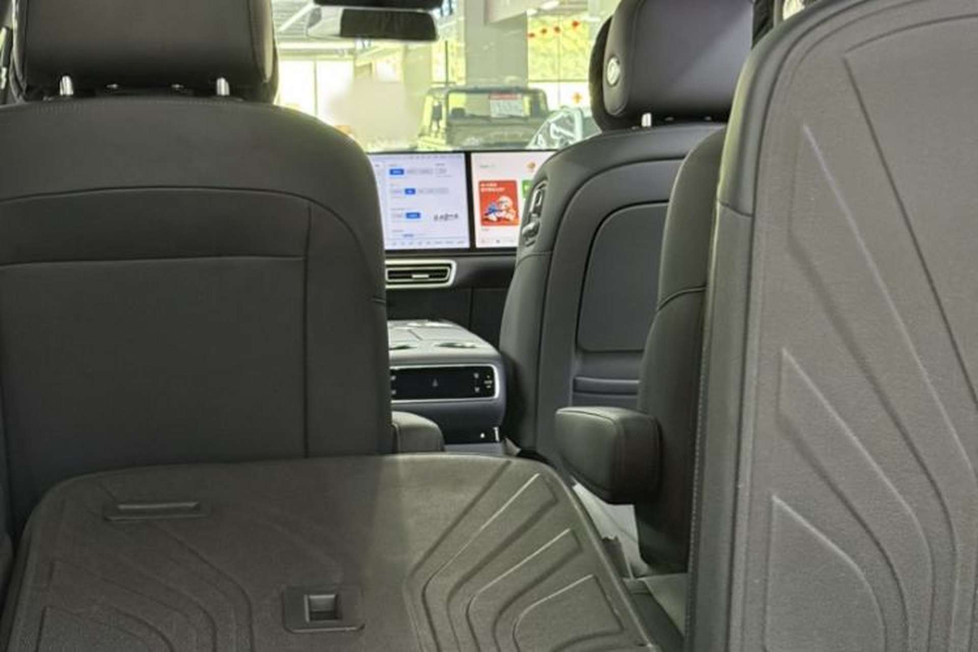 Used Li Auto L8 2024 Ultra Model Exterior 8