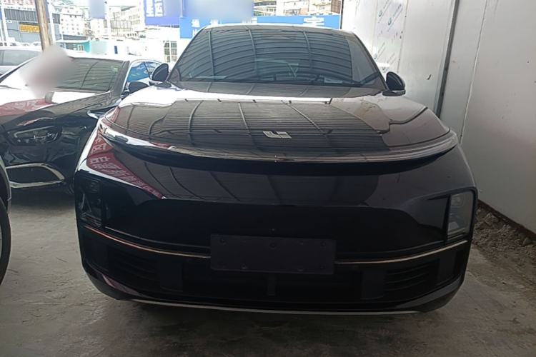 Used Li Auto L8 2024 Ultra Model Front