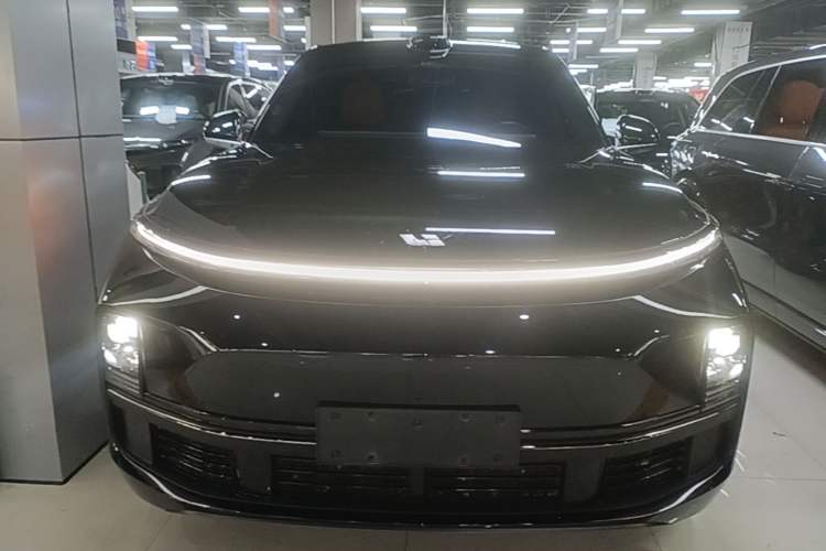 Used Li Auto L8 2024 Max Front