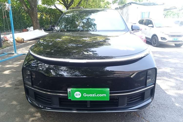 Used Li Auto L8 2024 Pro Model Front