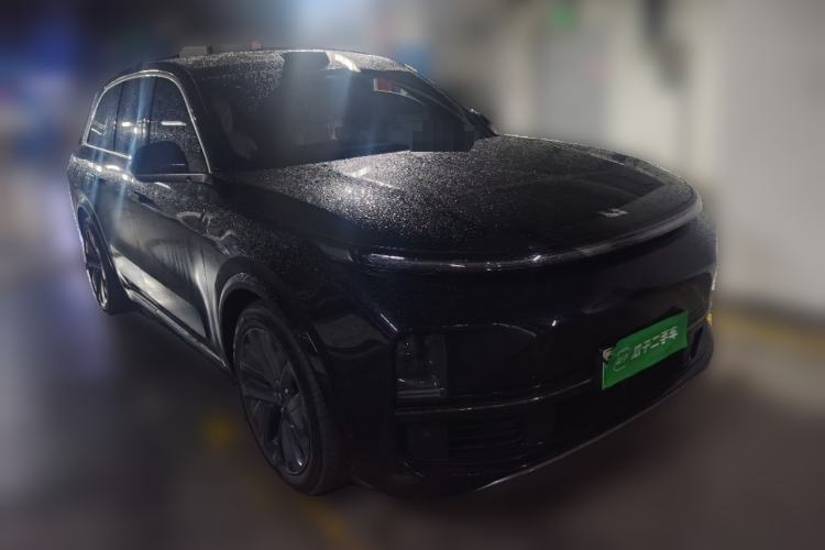 Used Li Auto L8 2024 Max Front Right 45 Deg