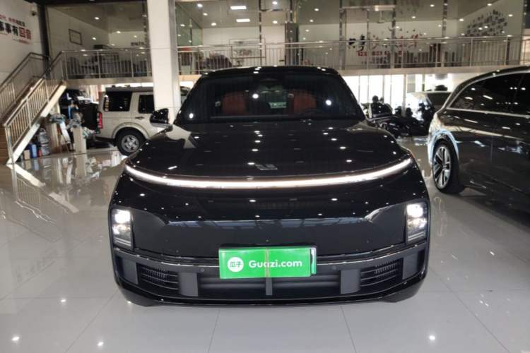 Used Li Auto L8 2024 Pro Model Front