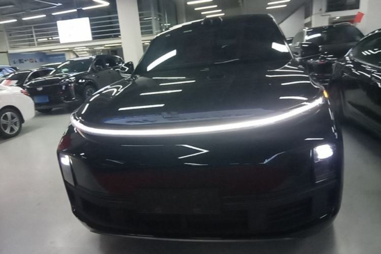 Used Li Auto L8 2024 Ultra Model Front