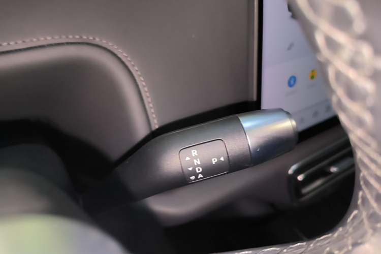 Used Li Auto L8 2024 Max Gear Lever