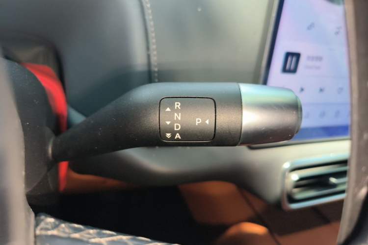 Used Li Auto L8 2024 Pro Model Gear Lever