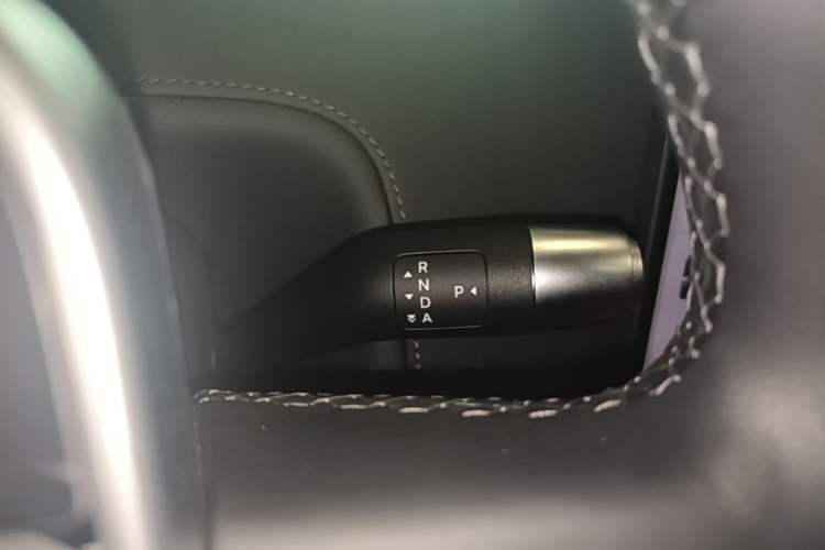 Used Li Auto L8 2024 Pro Model Gear Lever