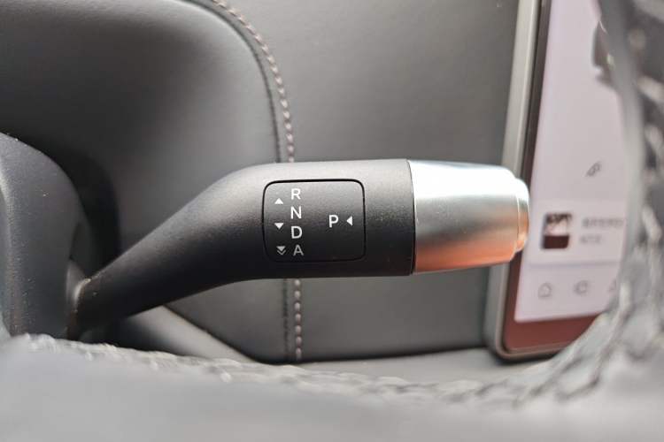 Used Li Auto L8 2024 Max Gear Lever