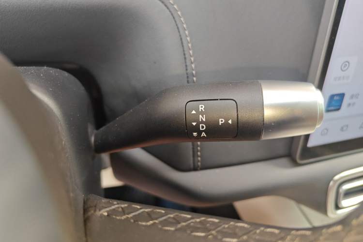 Used Li Auto L8 2024 Max Gear Lever