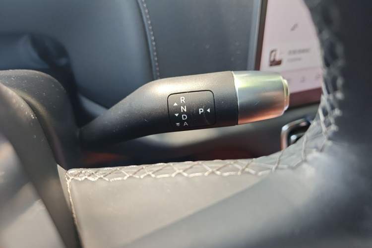 Used Li Auto L8 2024 Pro Model Gear Lever