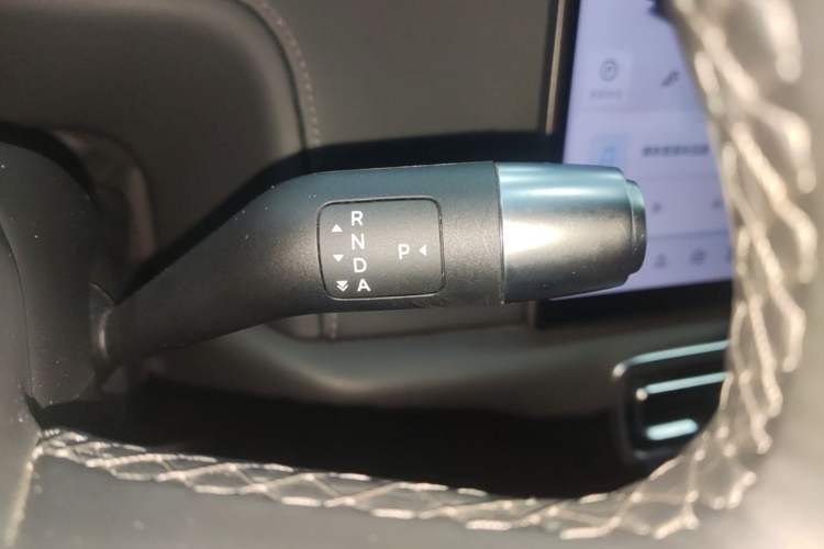 Used Li Auto L8 2024 Pro Model Gear Lever