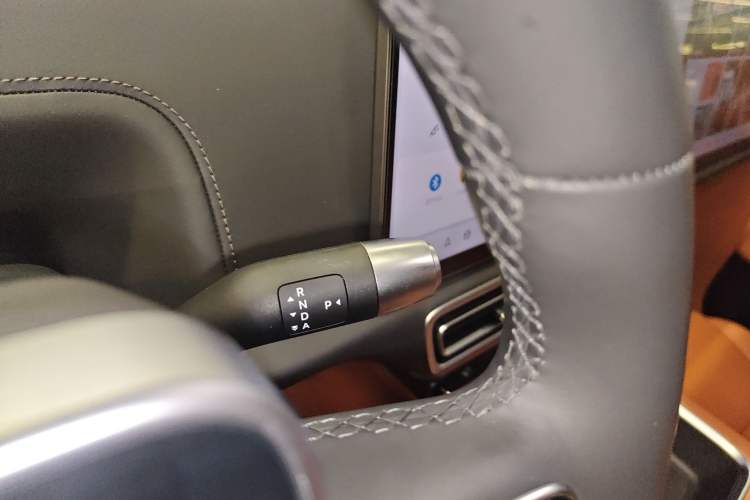 Used Li Auto L8 2024 Max Gear Lever