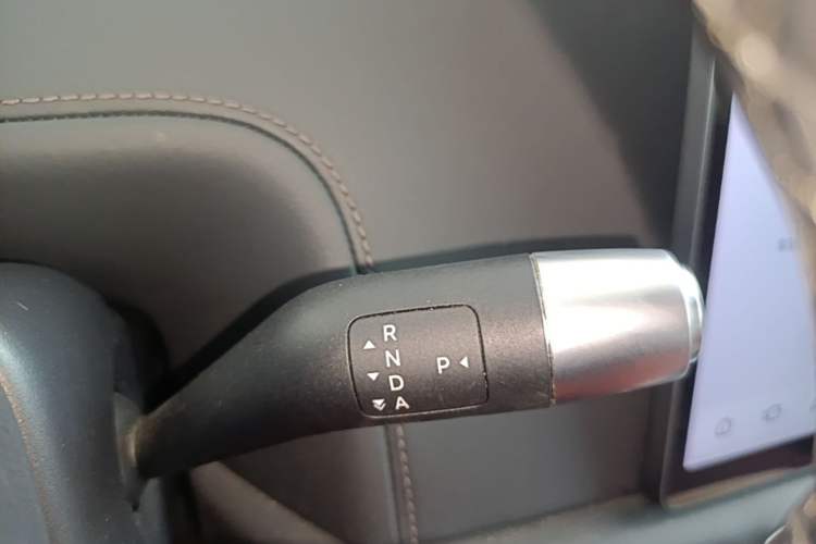 Used Li Auto L8 2024 Pro Model Gear Lever