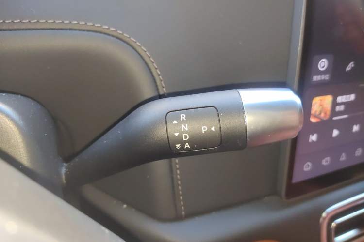 Used Li Auto L8 2024 Pro Model Gear Lever