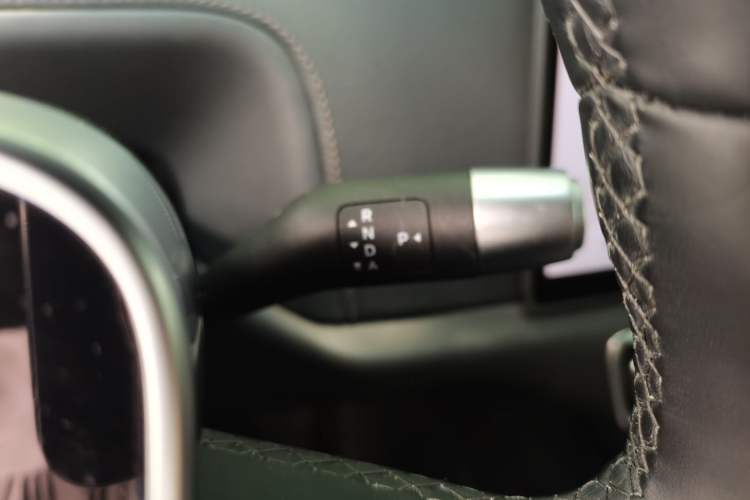 Used Li Auto L8 2024 Pro Model Gear Lever