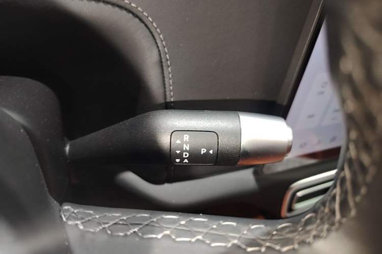 Used Li Auto L8 2024 Pro Model Gear Lever