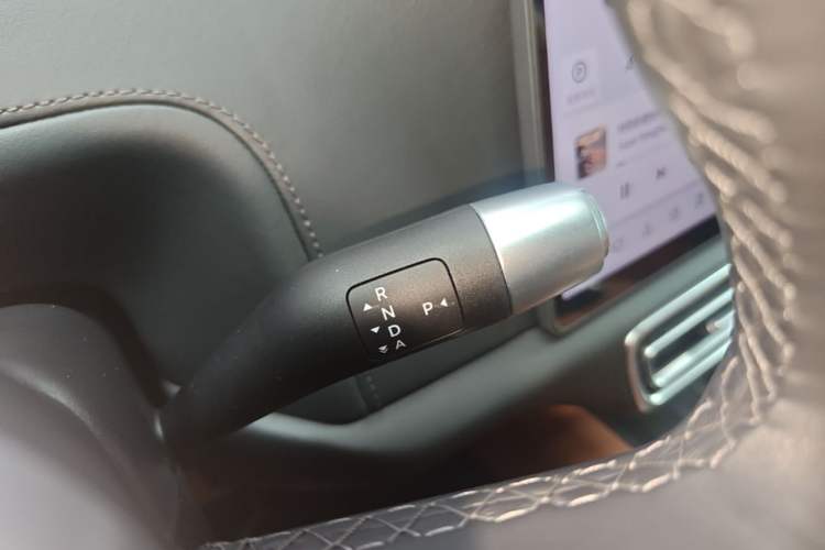 Used Li Auto L8 2024 Pro Model Gear Lever