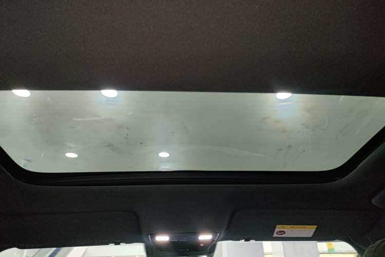 Used Li Auto L8 2024 Max Headliner