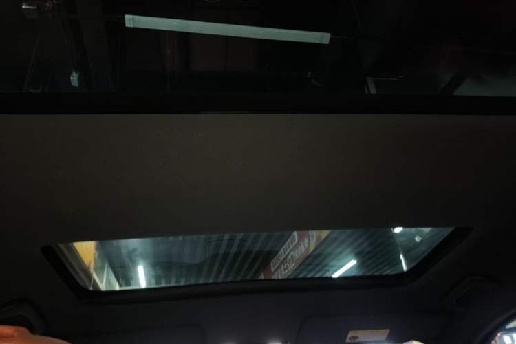 Used Li Auto L8 2024 Max Headliner