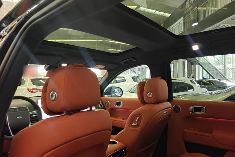 Used Li Auto L8 2024 Pro Model Headliner