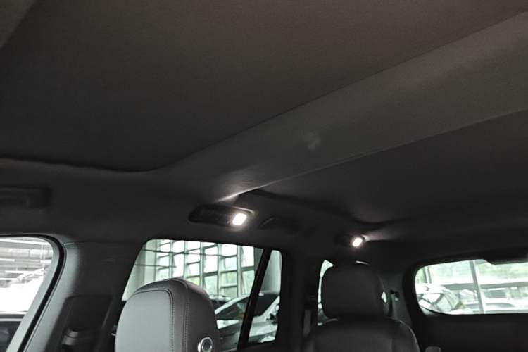 Used Li Auto L8 2024 Max Headliner