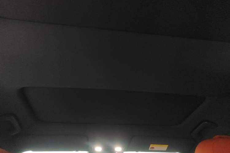 Used Li Auto L8 2024 Max Headliner