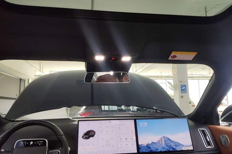 Used Li Auto L8 2024 Pro Model Headliner