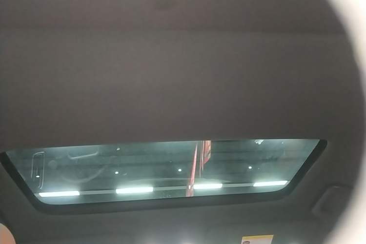 Used Li Auto L8 2024 Pro Model Headliner