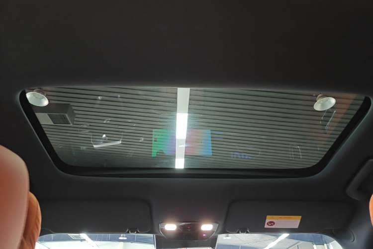 Used Li Auto L8 2024 Pro Model Headliner