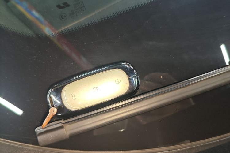 Used Li Auto L8 2024 Ultra Model Interior 1