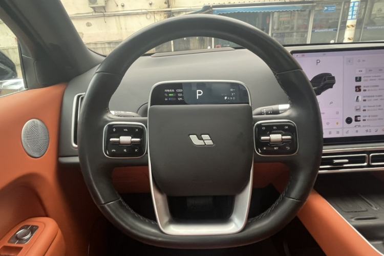 Used Li Auto L8 2024 Max Interior 1