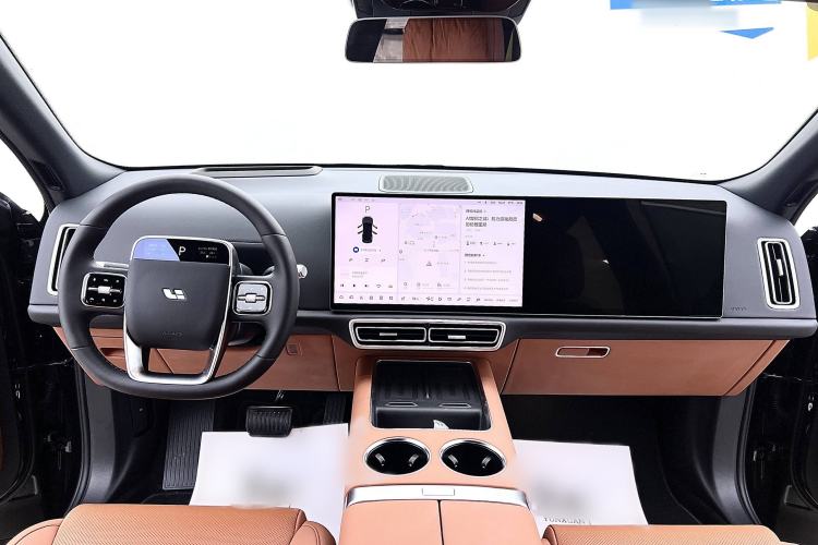 Used Li Auto L8 2024 Max Interior 1